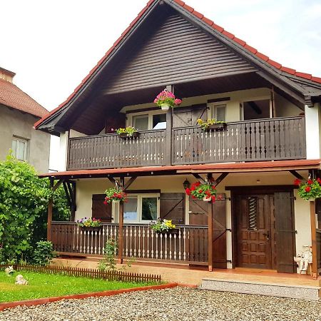 Отель Casa Ursului Bujoreni Экстерьер фото
